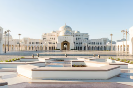 Grand Mosque, Royal Palace & Etihad Towers